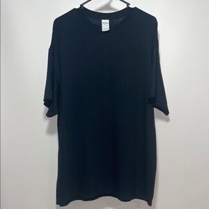 Gildan Black Short Sleeve Tee